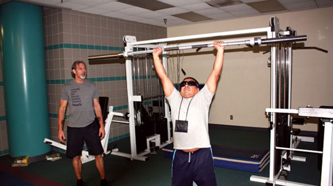 Организация фитнес-тренинга для слепых